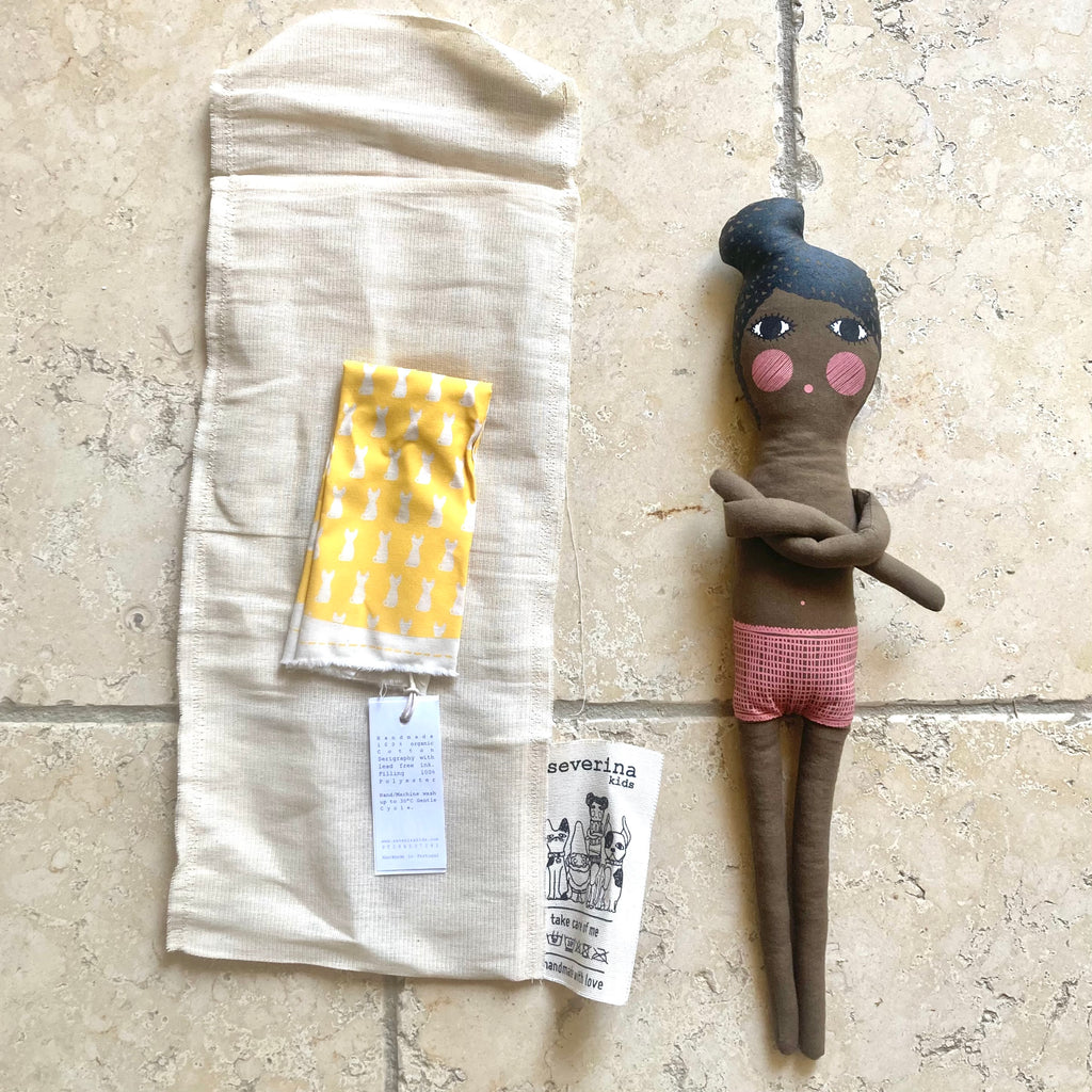 Poupée à habiller